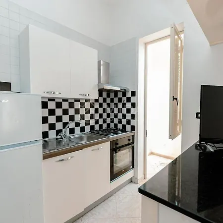 L'angolo Del Mare Apartamento *